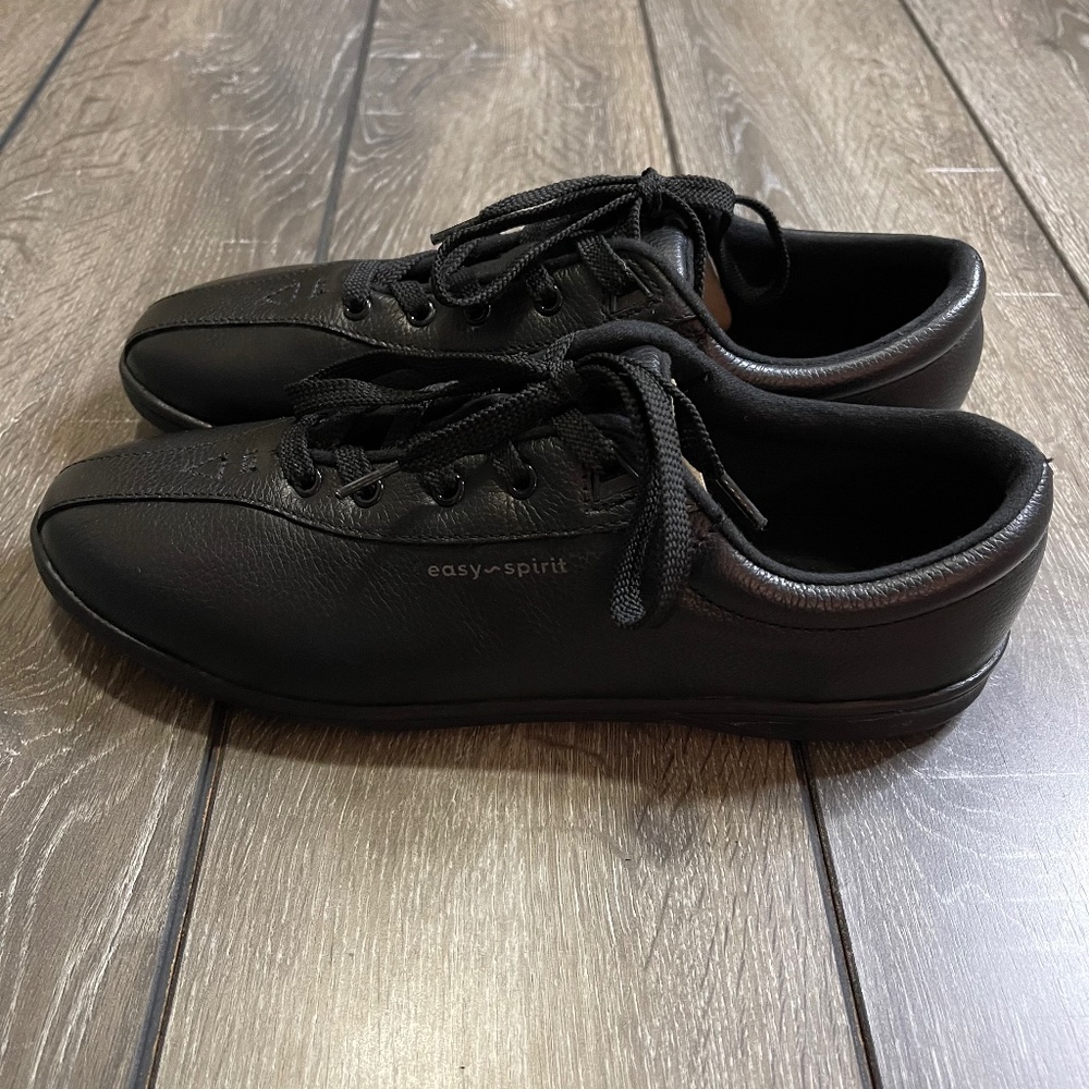 Easy Spirit Black Leather Shoes Women's Size 10 NN